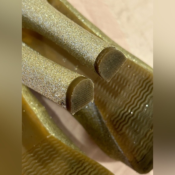 Mossimo Gold Glitter Paisley Heels - Picture 6 of 8